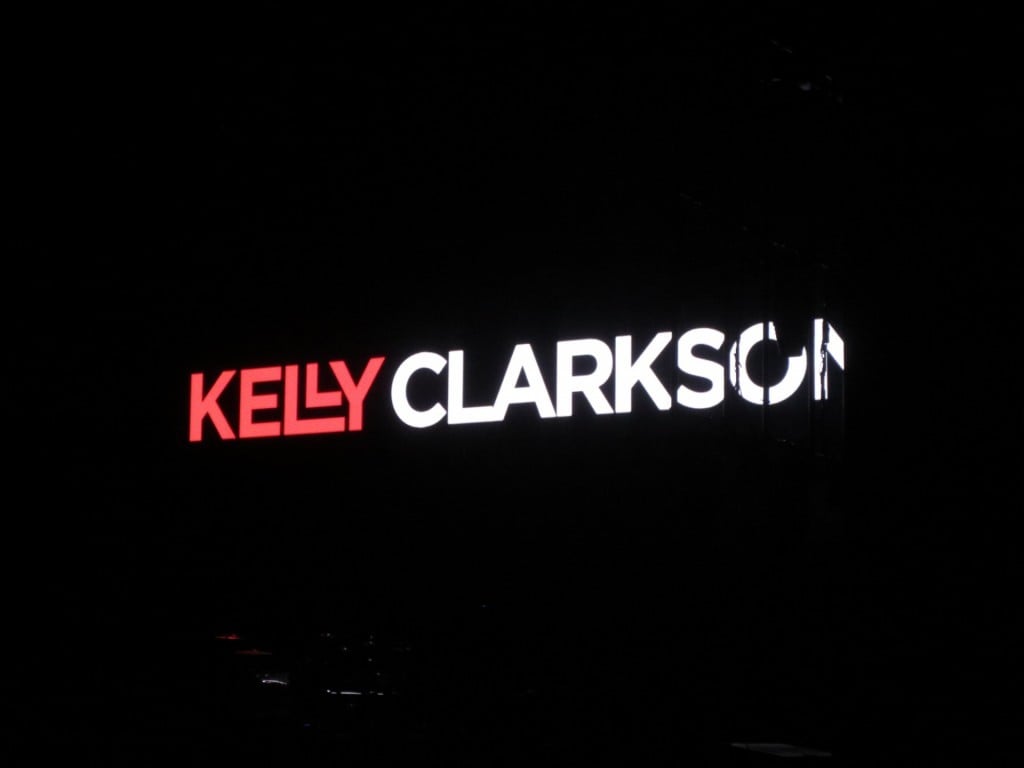 Kelly Clarkson | No Thanks to Cake