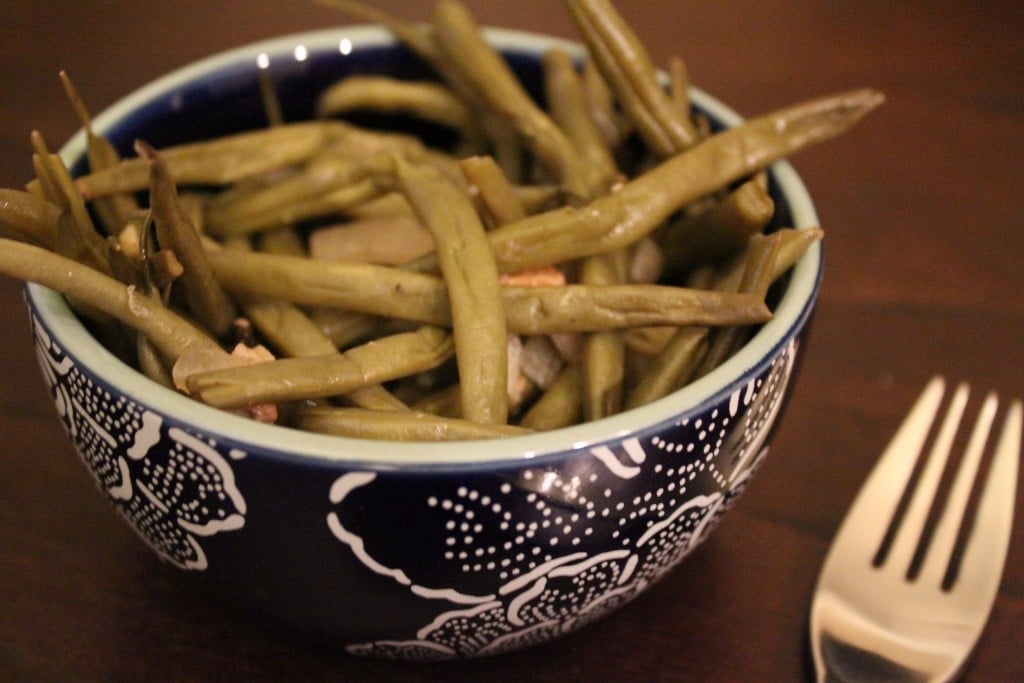 Crockpot Skinny Southern Green Beans | No Thanks to Cake