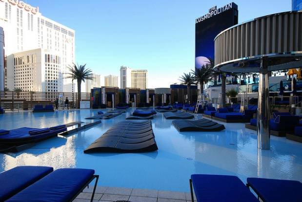 Boulevard Pool Cosmopolitan Las Vegas | No Thanks to Cake