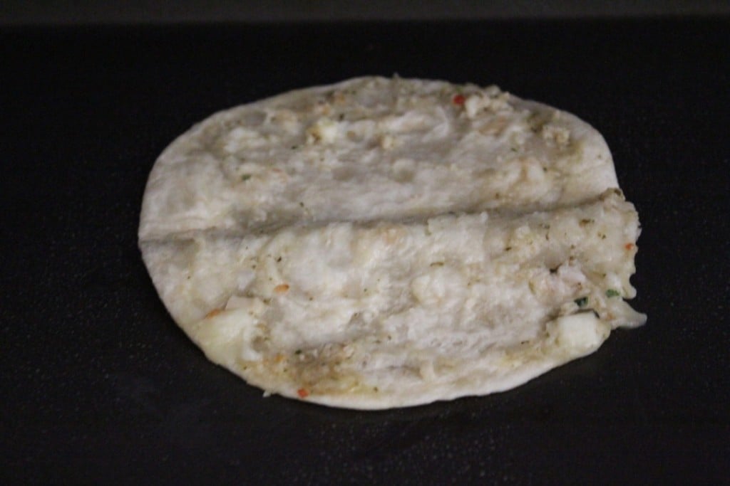 Jenny Craig Volumizing: Baja Chicken Fajita Quesadilla Pizza | No Thanks to Cake